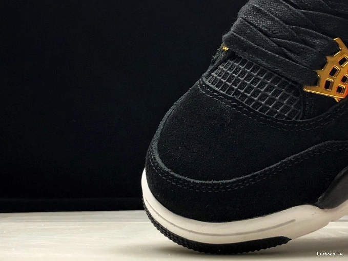 308497-032 Jordan  Royalty Retro 4 0417